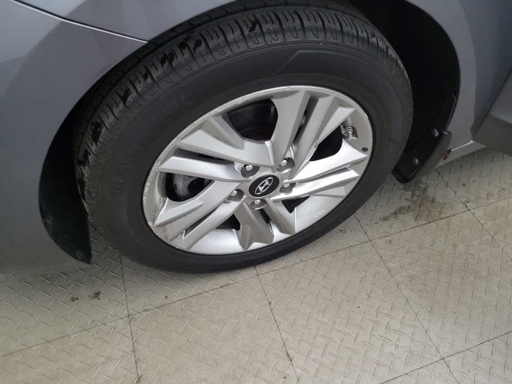 2019 Hyundai Elantra Value Edition - Photo 24