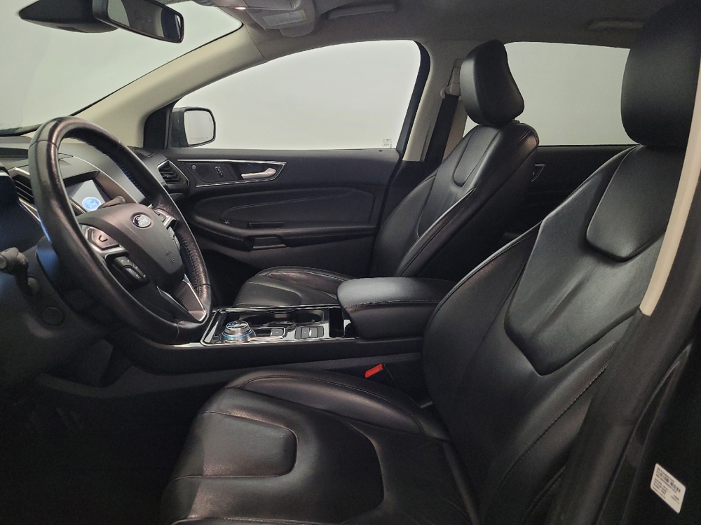 2020 Ford Edge Titanium - Photo 13
