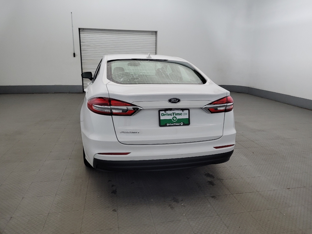 2020 Ford Fusion S - Photo 5