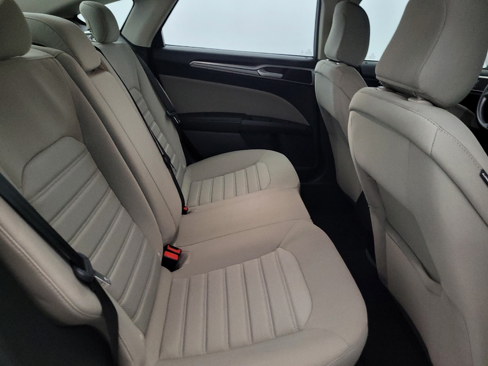 2020 Ford Fusion S - Photo 15