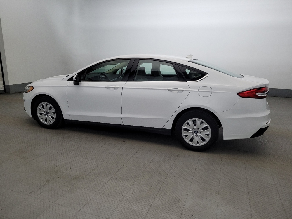 2020 Ford Fusion S - Photo 3