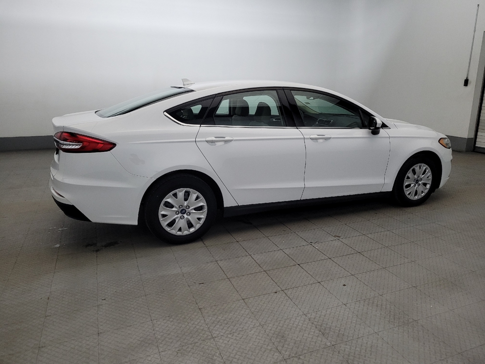 2020 Ford Fusion S - Photo 8