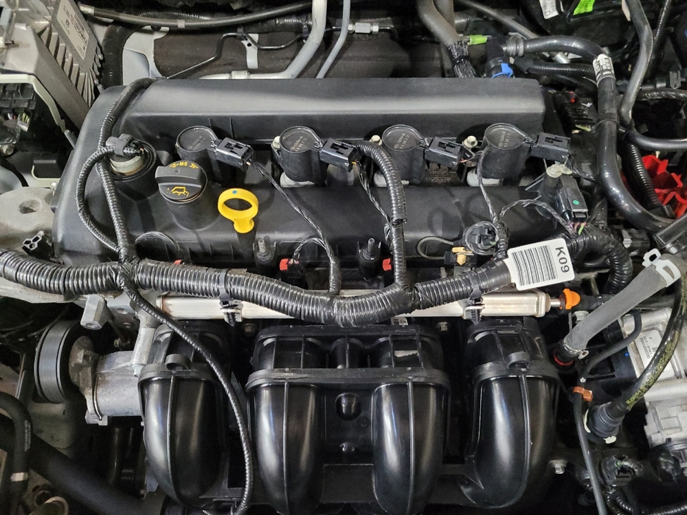 2020 Ford Fusion S - Photo 23