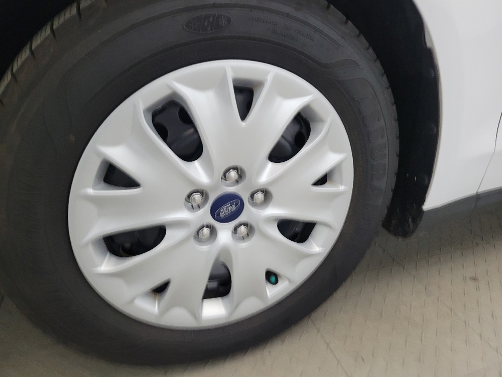 2020 Ford Fusion S - Photo 24