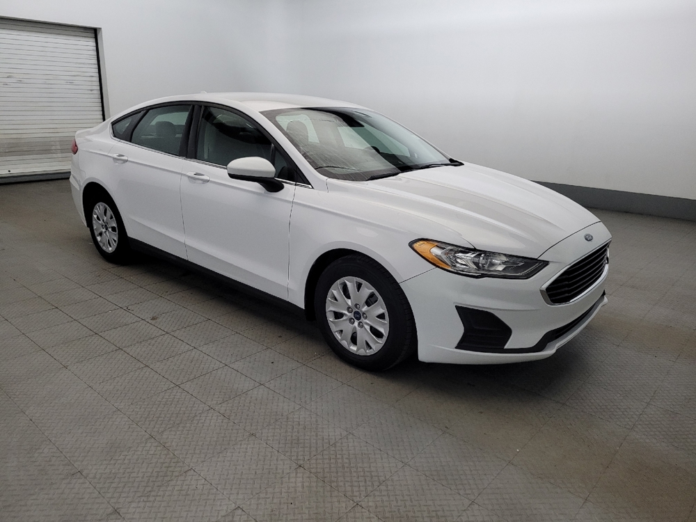 2020 Ford Fusion S - Photo 10