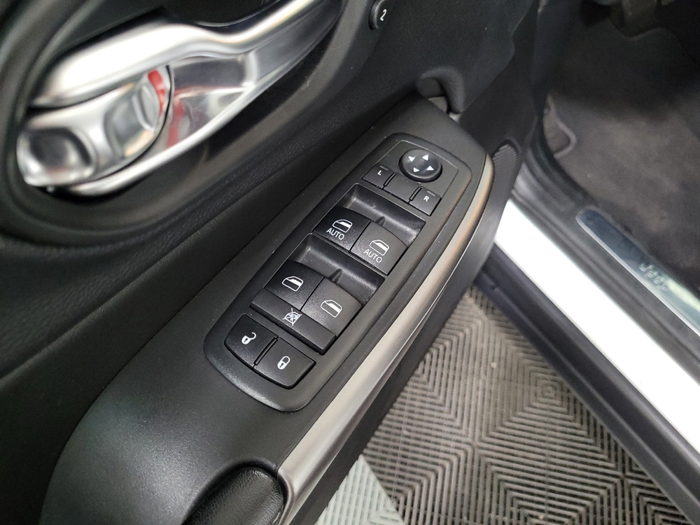 2019 Jeep Cherokee Limited - Photo 21