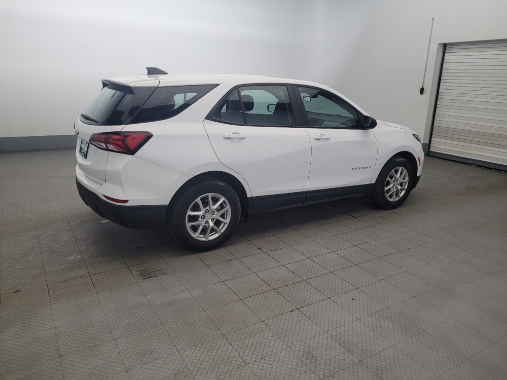 2023 Chevrolet Equinox LS - Photo 8