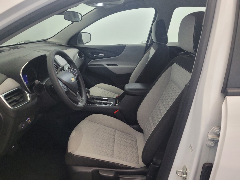 2023 Chevrolet Equinox LS - Photo 13