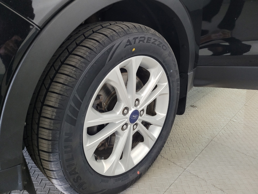 2017 Ford Escape SE - Photo 24