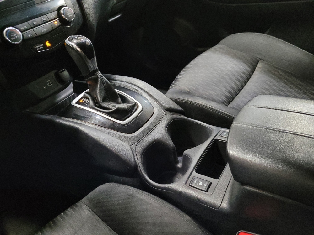 2018 Nissan Rogue SV - Photo 20