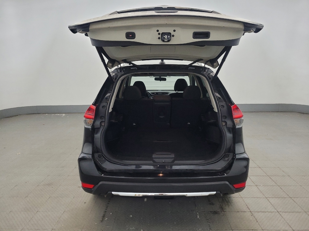 2018 Nissan Rogue SV - Photo 22