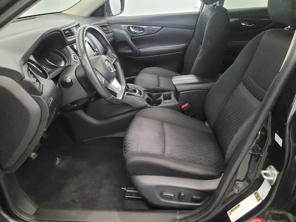 2018 Nissan Rogue SV - Photo 13