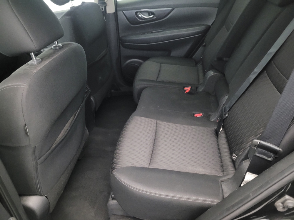 2018 Nissan Rogue SV - Photo 14
