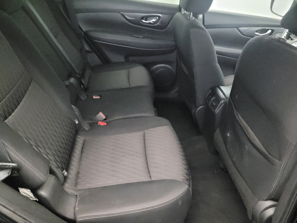 2018 Nissan Rogue SV - Photo 15