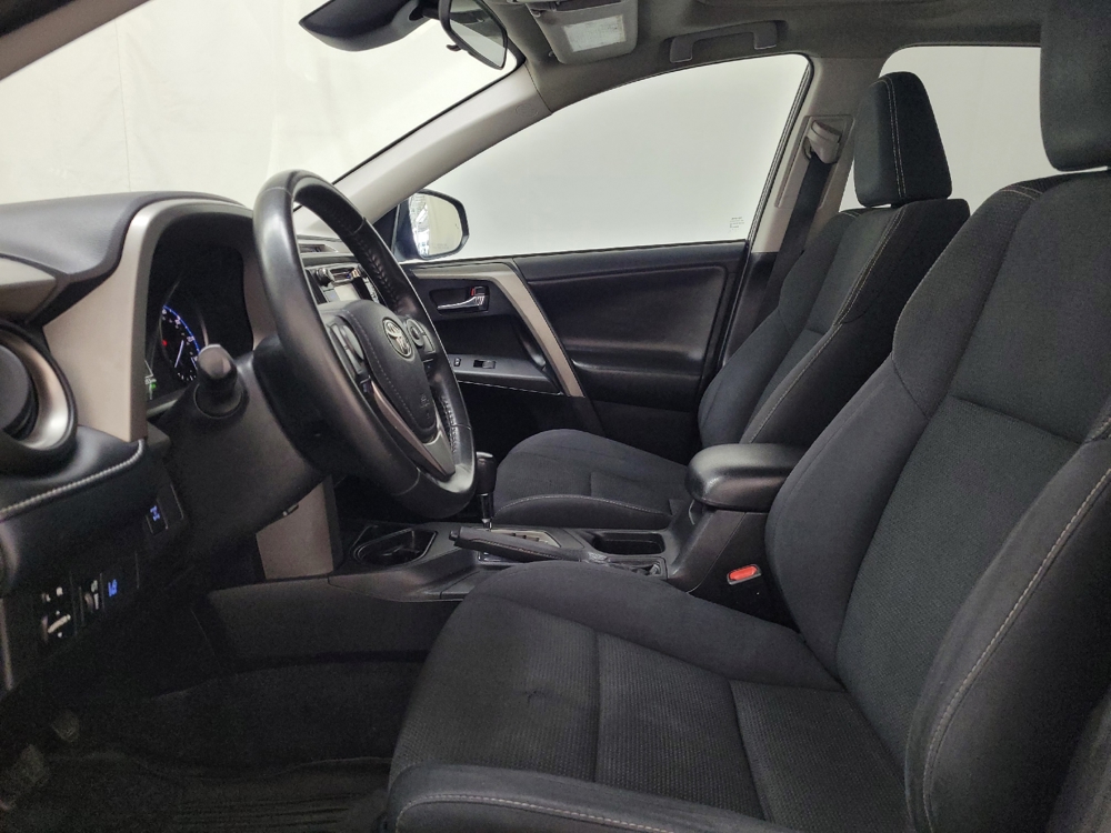 2018 Toyota RAV4 XLE - Photo 13