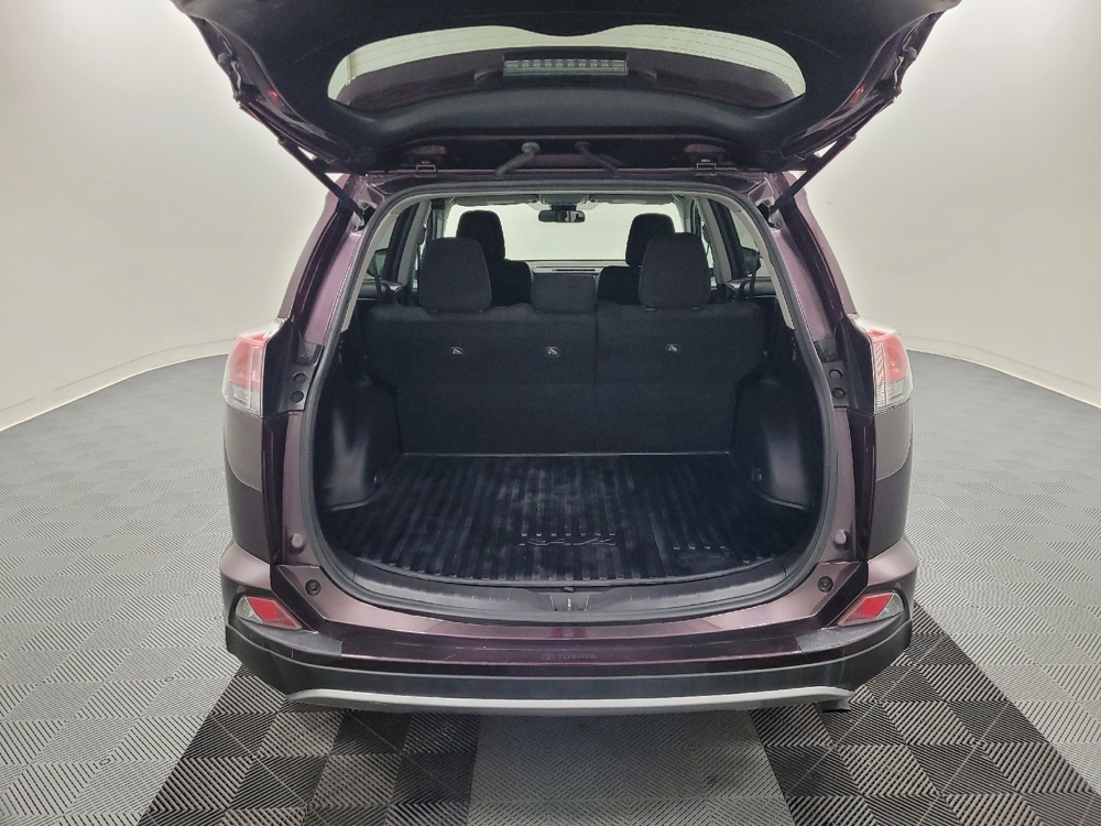 2018 Toyota RAV4 XLE - Photo 22