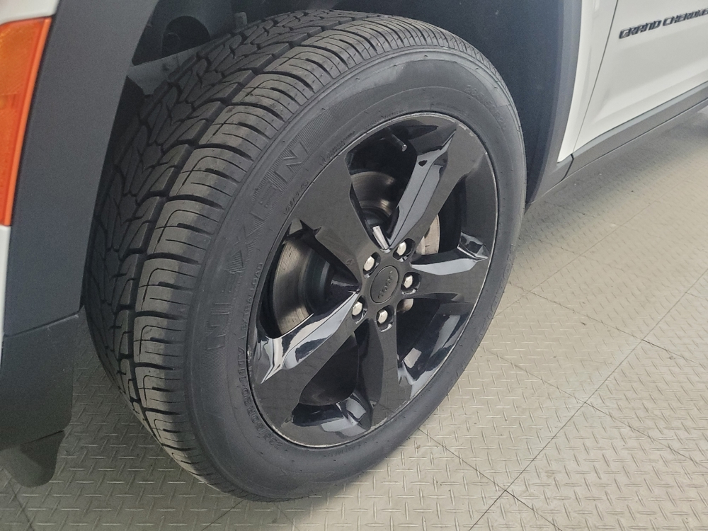 2023 Jeep Grand Cherokee Altitude - Photo 24