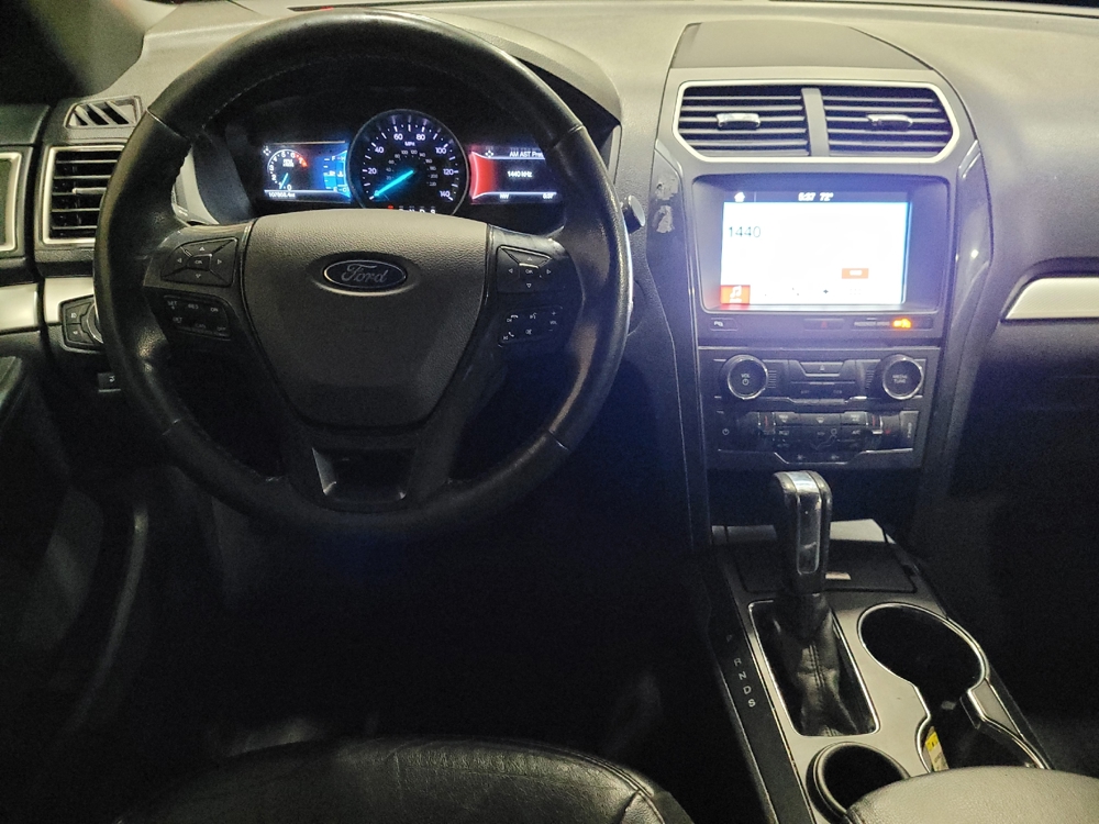 2017 Ford Explorer XLT - Photo 17