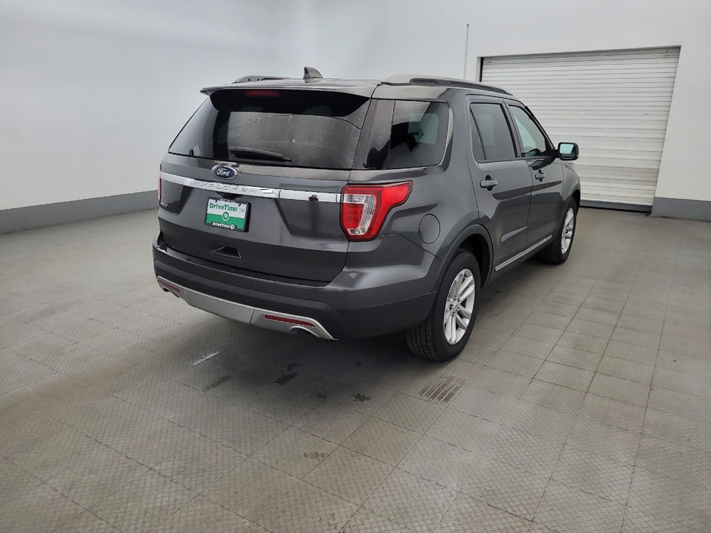 2017 Ford Explorer XLT - Photo 7
