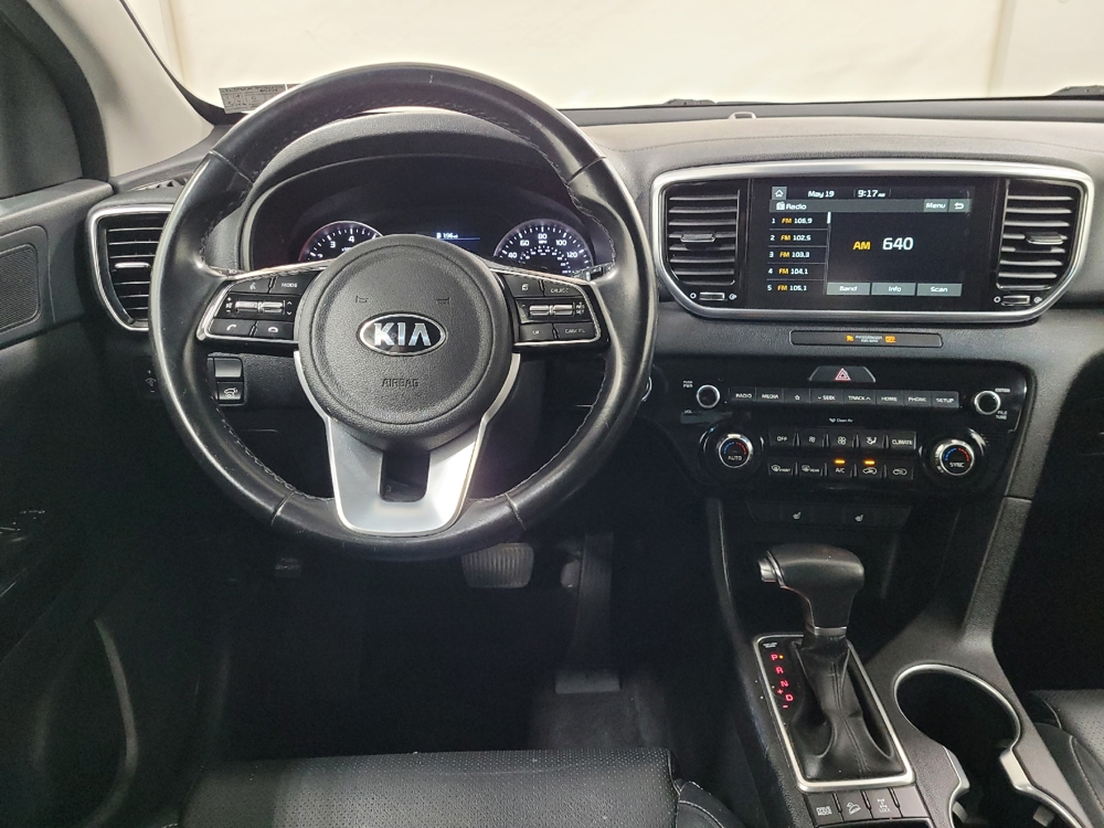 2021 Kia Sportage EX - Photo 17