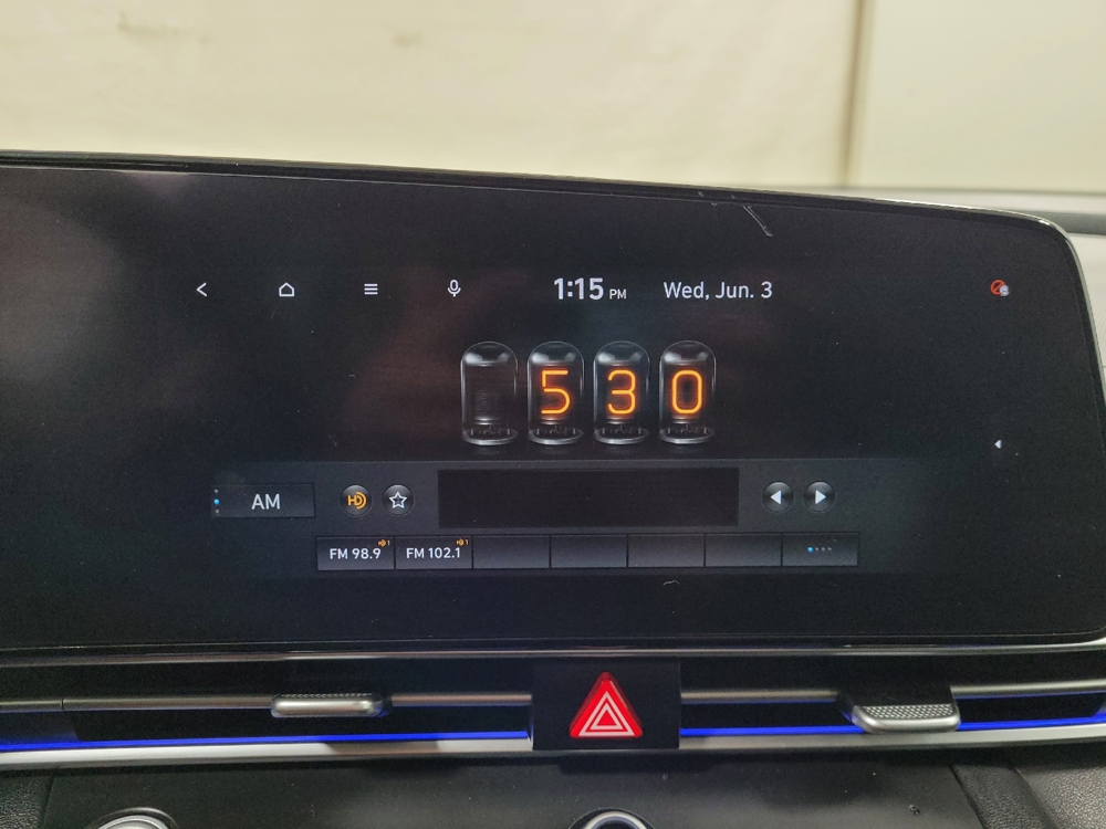 2021 Hyundai Elantra Limited - Photo 19
