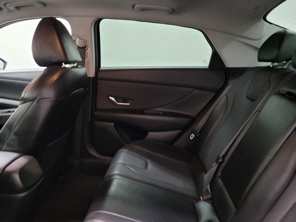 2021 Hyundai Elantra Limited - Photo 14