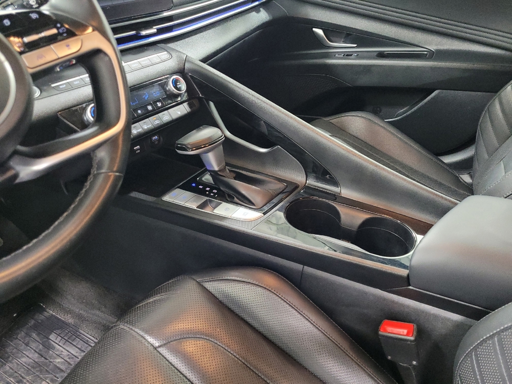 2021 Hyundai Elantra Limited - Photo 20