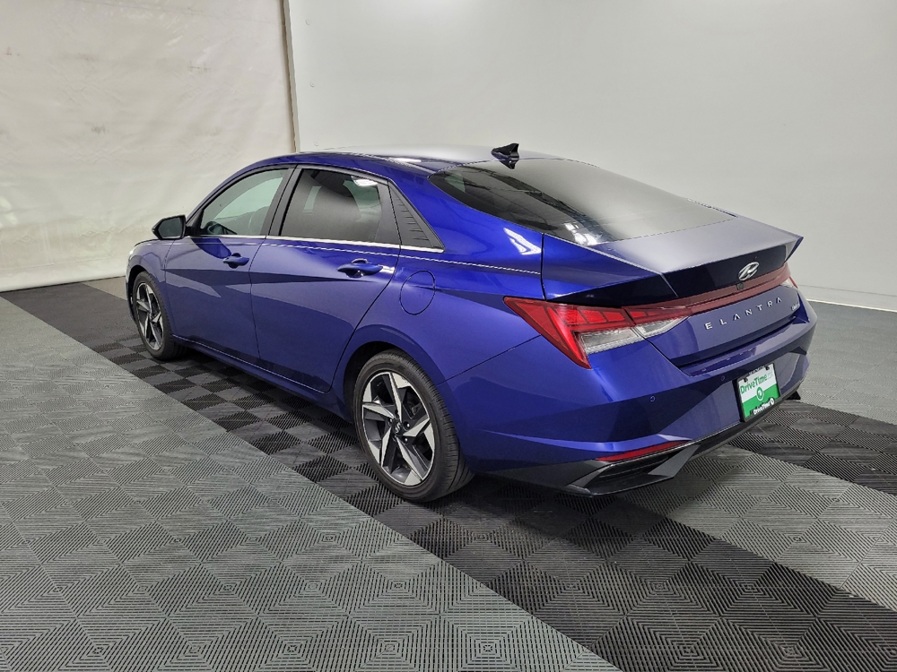 2021 Hyundai Elantra Limited - Photo 3