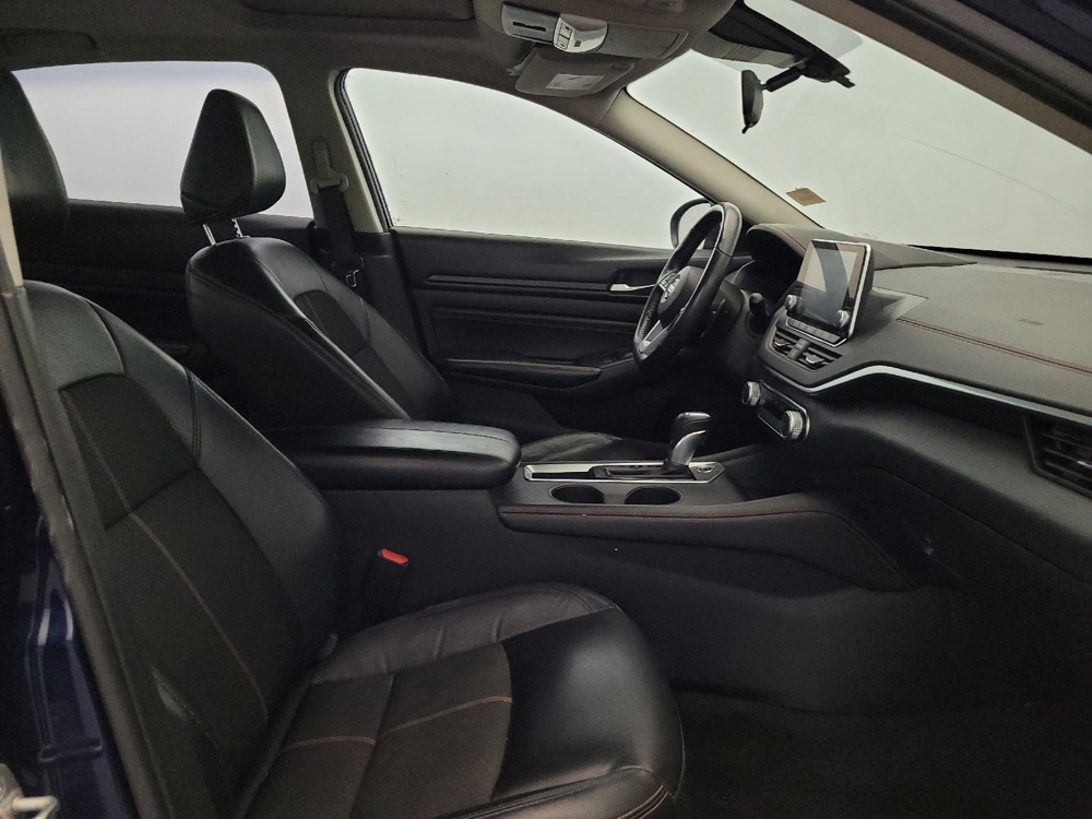 2021 Nissan Altima SR - Photo 16