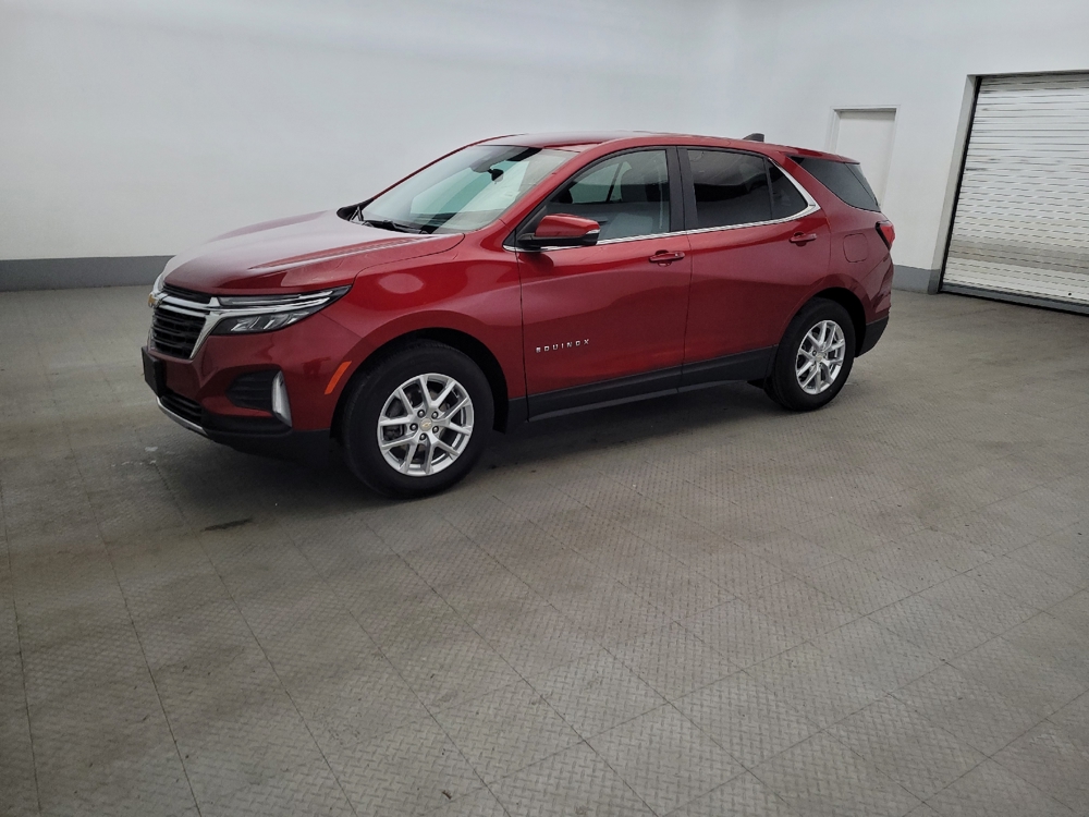 2024 Chevrolet Equinox LT - Photo 2