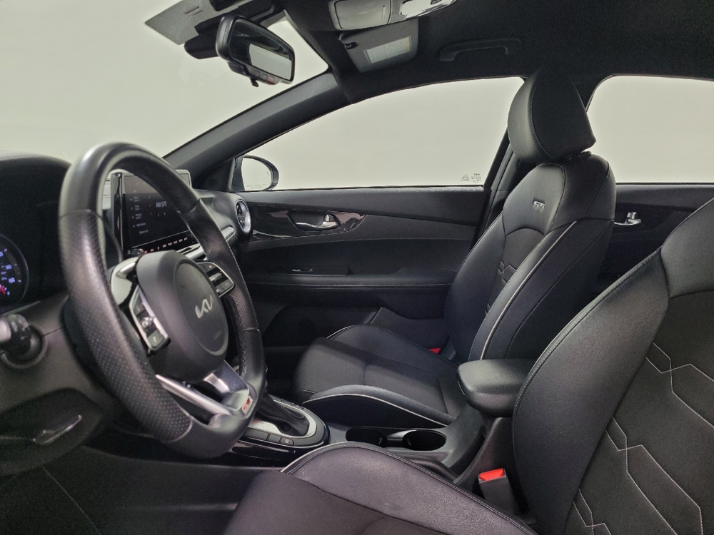 2023 Kia Forte GT-Line - Photo 13