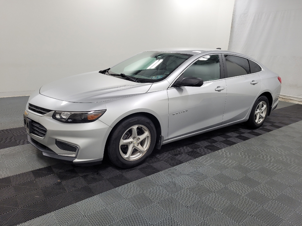 2017 Chevrolet Malibu 1LS - Photo 2