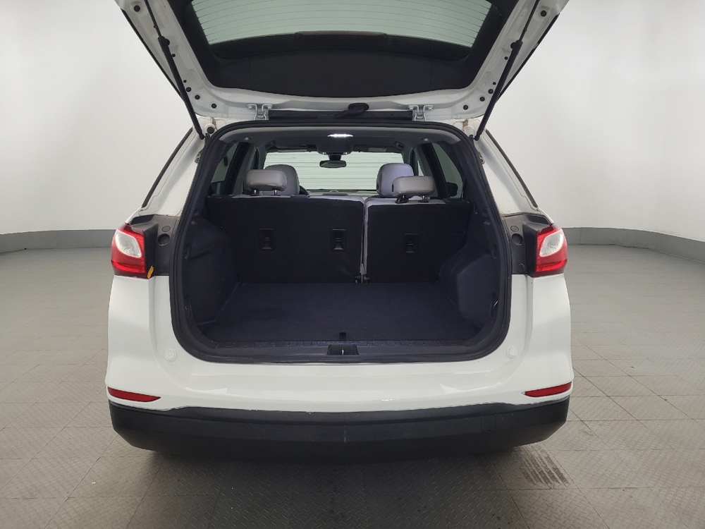 2020 Chevrolet Equinox LS - Photo 22