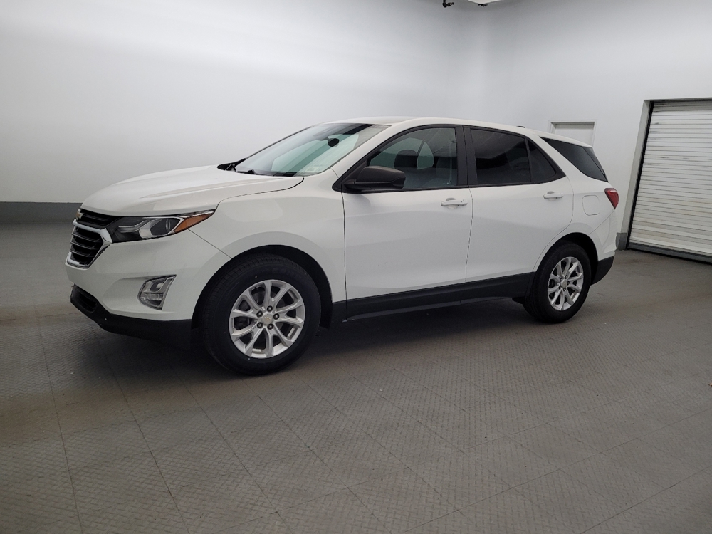 2020 Chevrolet Equinox LS - Photo 2