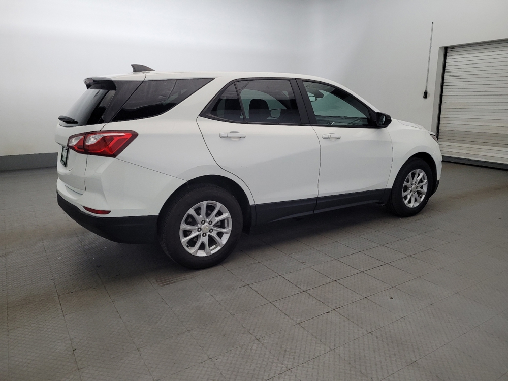 2020 Chevrolet Equinox LS - Photo 8