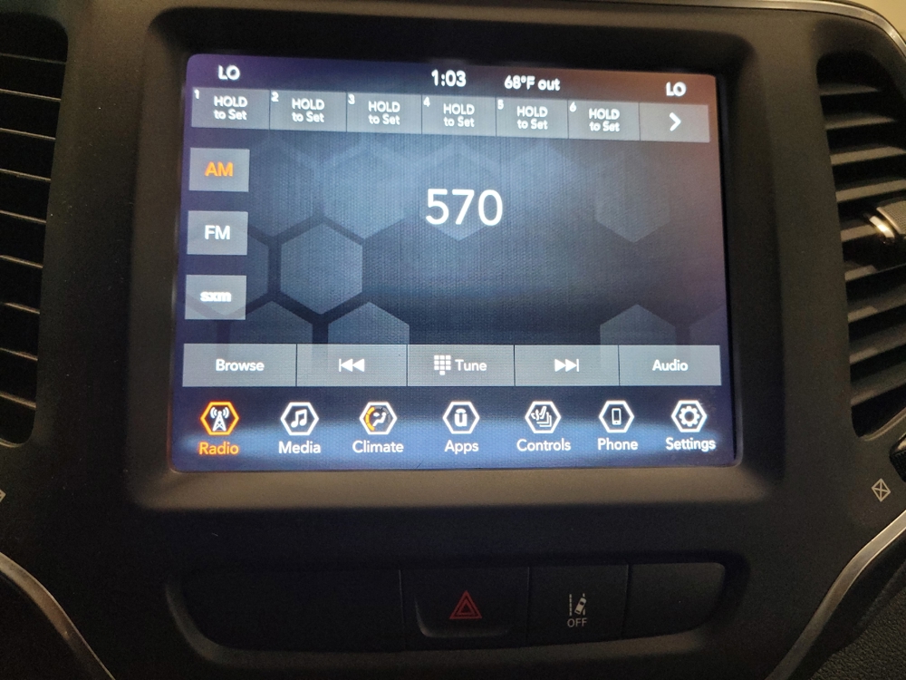 2022 Jeep Cherokee Latitude Lux - Photo 19