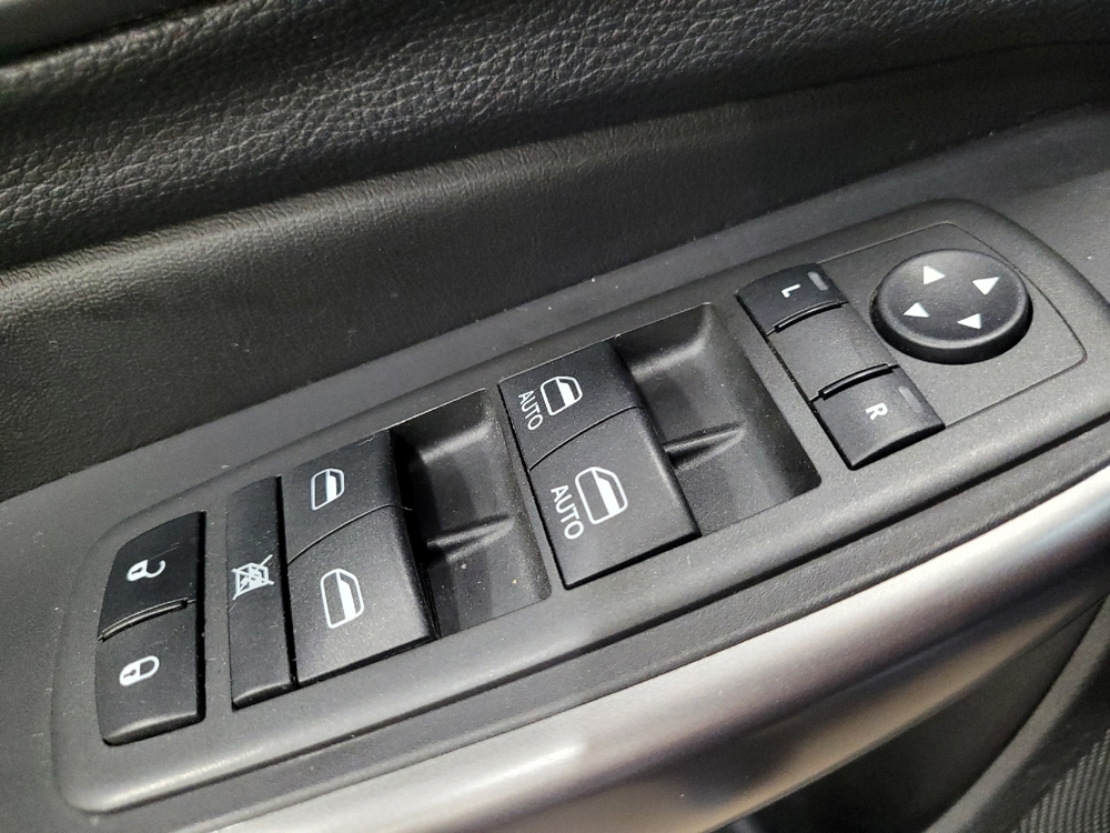 2022 Jeep Cherokee Latitude Lux - Photo 21