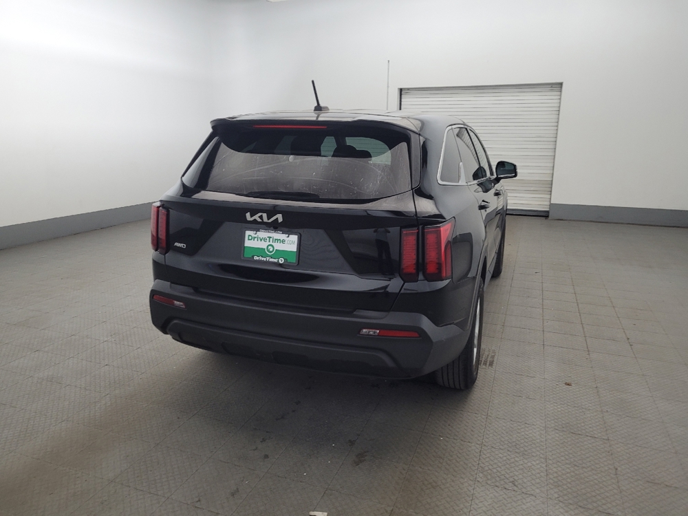 2022 Kia Sorento LX - Photo 6