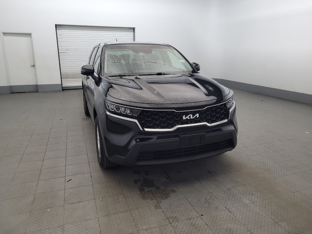 2022 Kia Sorento LX - Photo 11