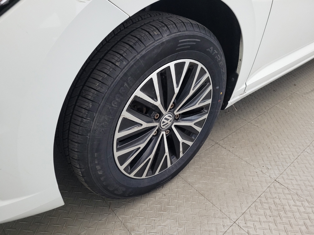 2019 Volkswagen Jetta SEL - Photo 24