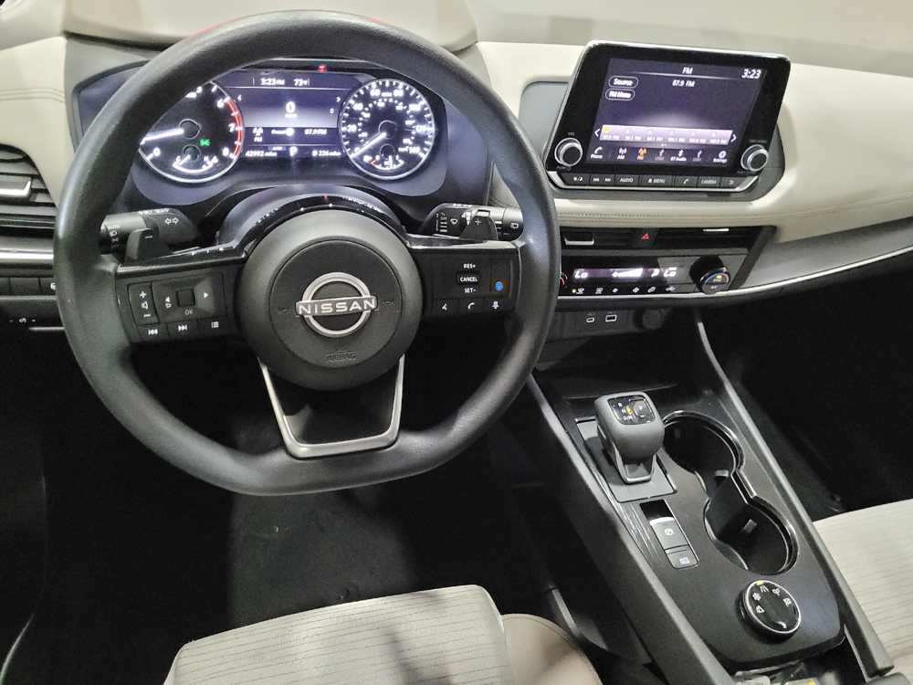 2023 Nissan Rogue SV - Photo 17