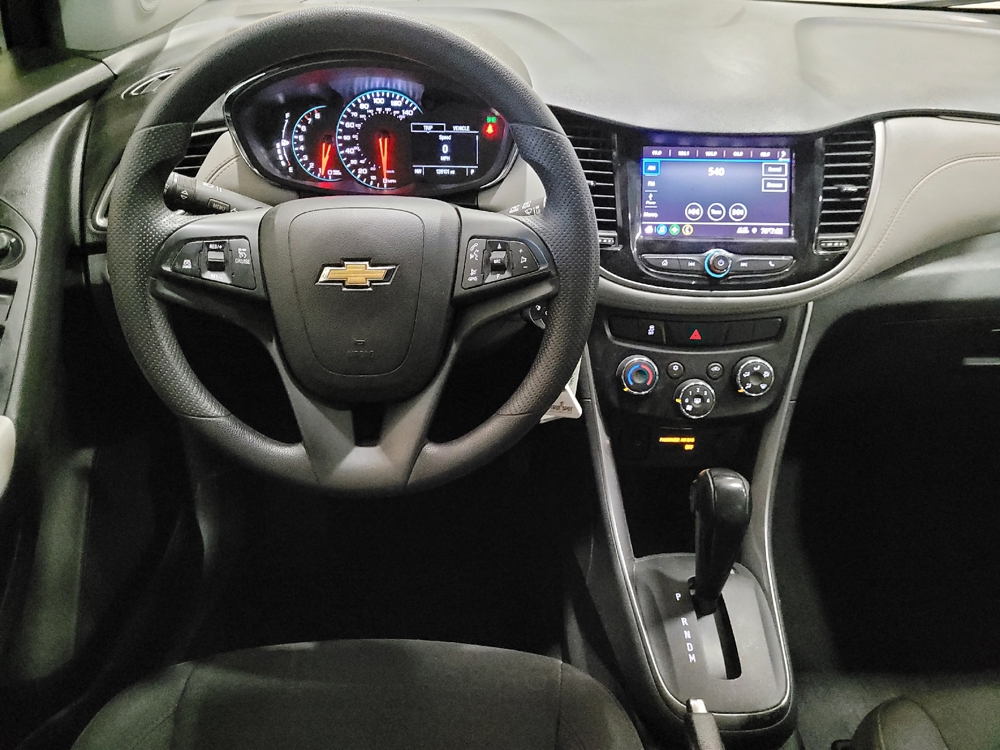 2021 Chevrolet Trax LS - Photo 17