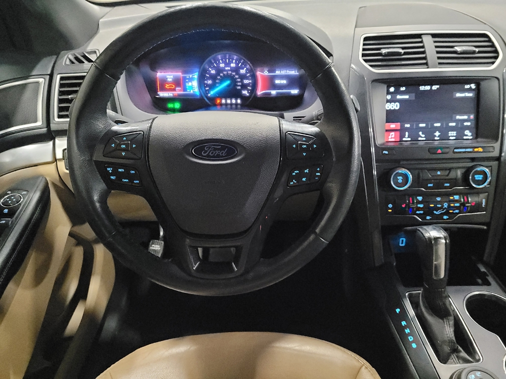 2017 Ford Explorer XLT - Photo 17
