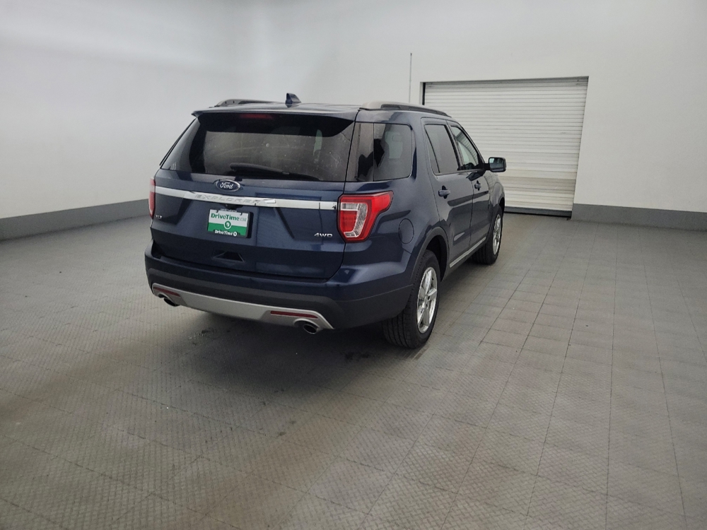 2017 Ford Explorer XLT - Photo 7