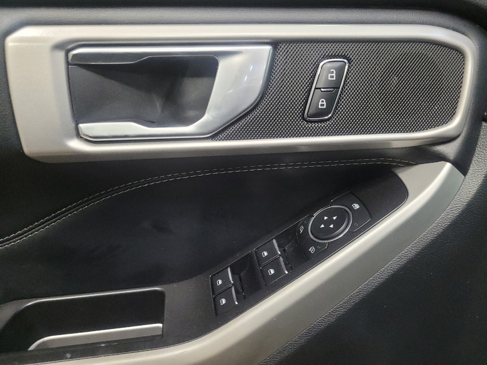 2022 Ford Explorer XLT - Photo 21