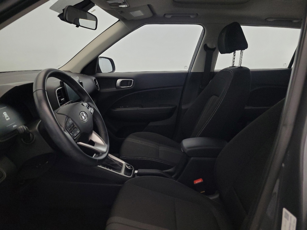 2024 Hyundai Venue SEL - Photo 13