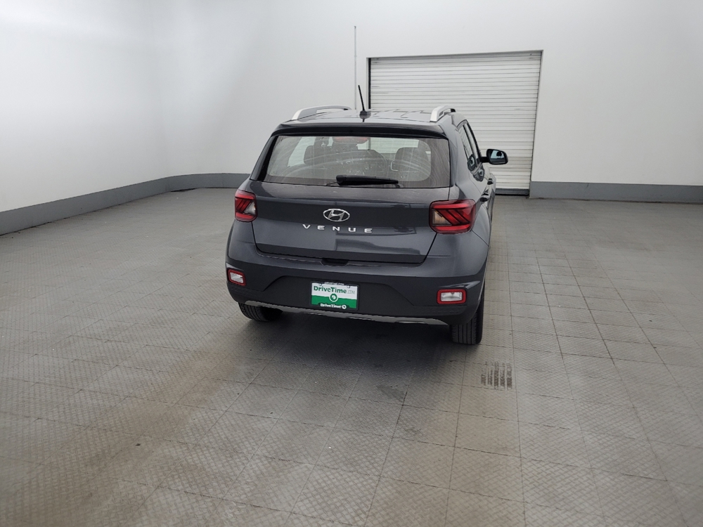 2024 Hyundai Venue SEL - Photo 6