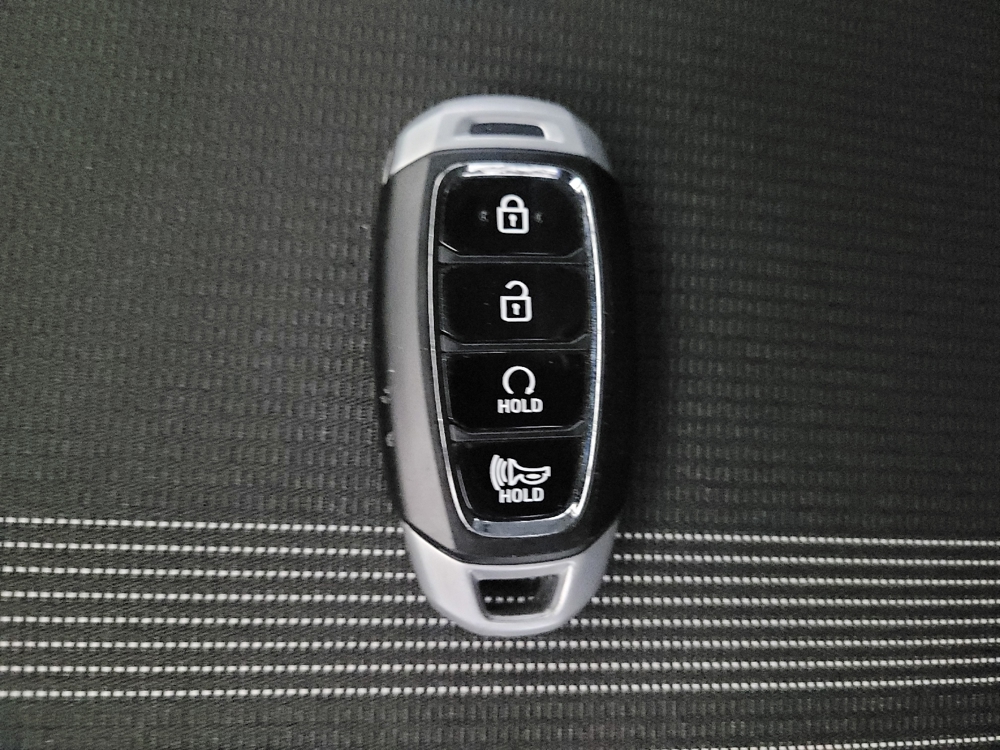 2024 Hyundai Venue SEL - Photo 25