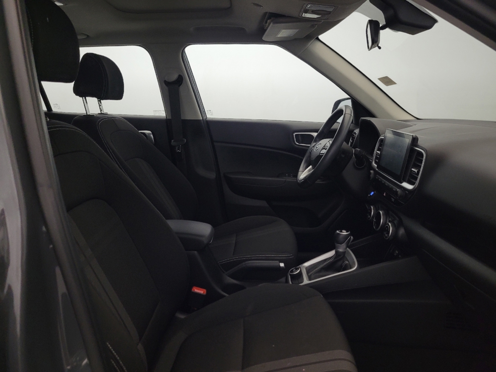 2024 Hyundai Venue SEL - Photo 16