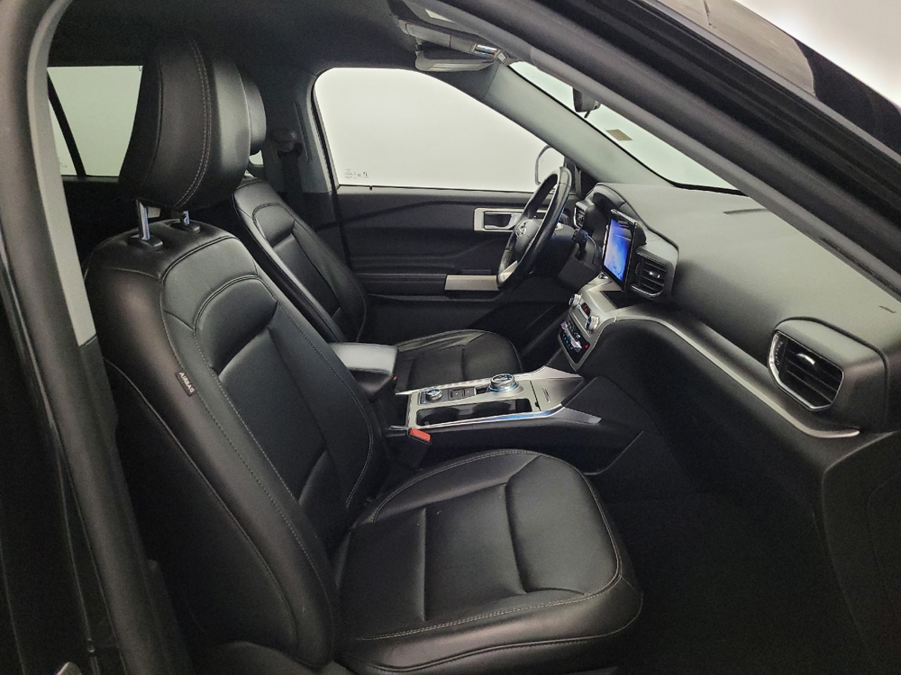 2022 Ford Explorer XLT - Photo 16